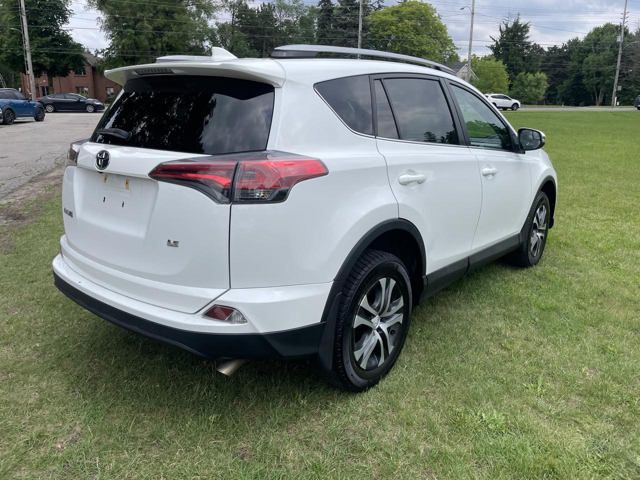 14341511.825722575
