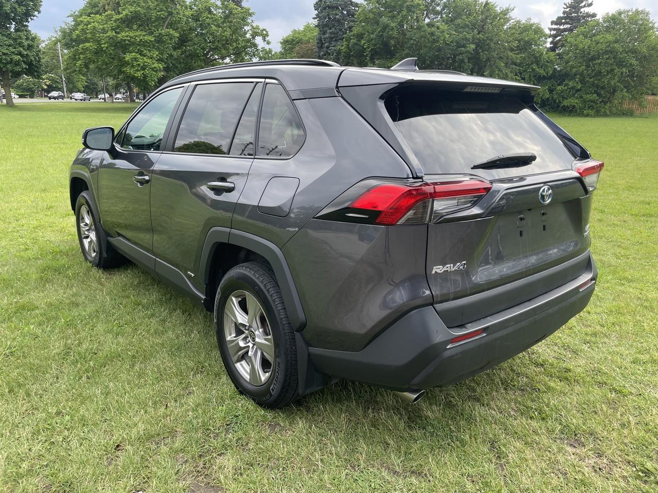 2022 Toyota RAV4 Hybrid LE AWD *No Accidents Photo