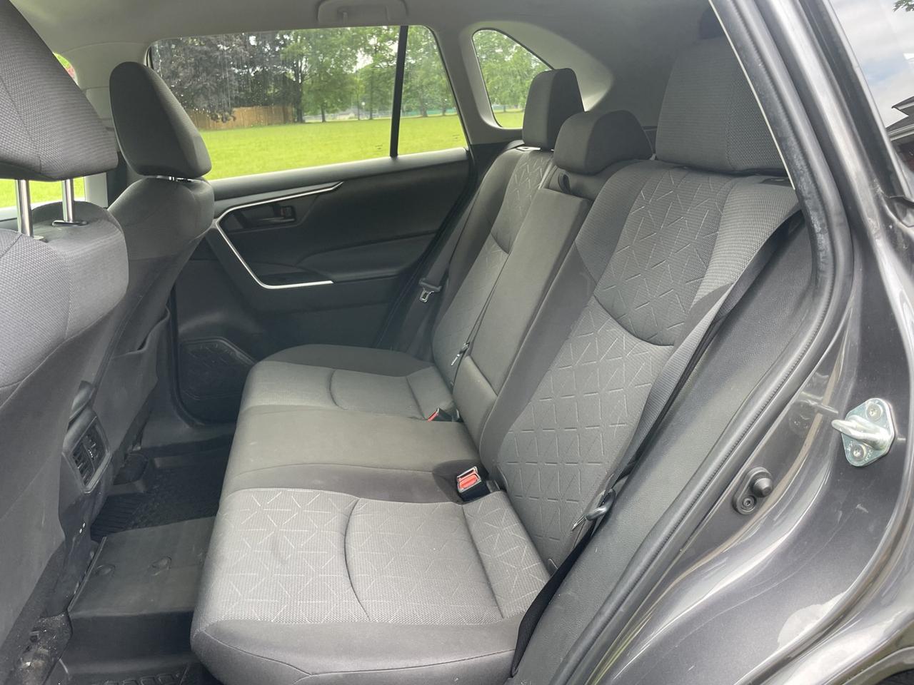 2022 Toyota RAV4 Hybrid LE AWD *No Accidents Photo