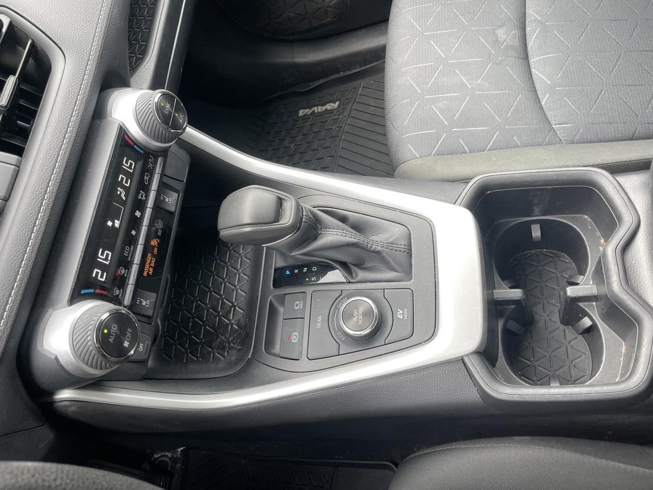 2022 Toyota RAV4 Hybrid LE AWD *No Accidents Photo