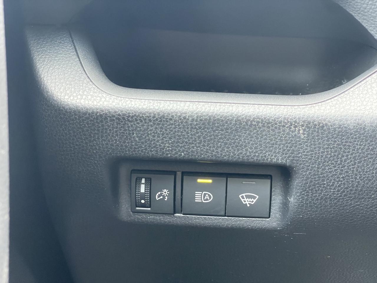 2022 Toyota RAV4 Hybrid LE AWD *No Accidents Photo