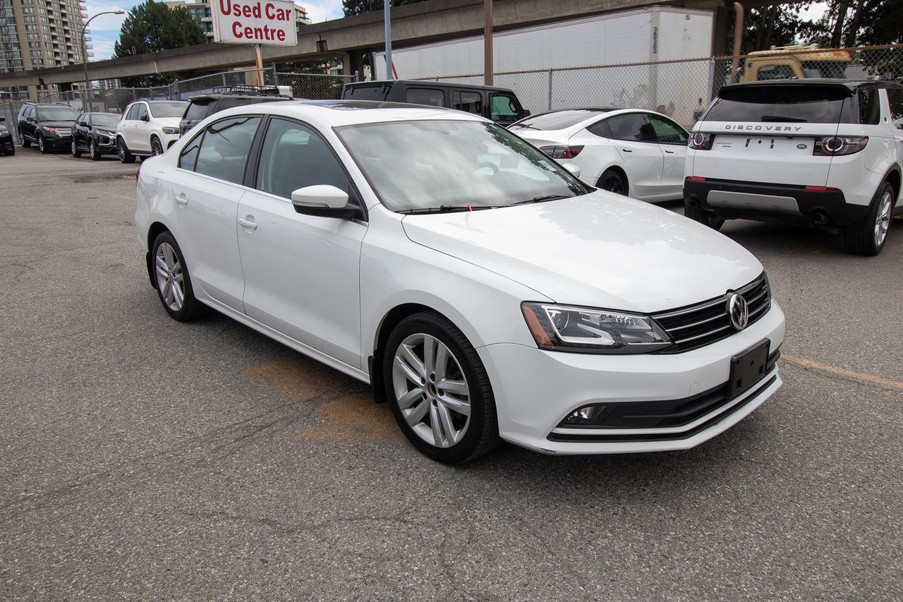 2017 Volkswagen Jetta HIGHLINE Photo3