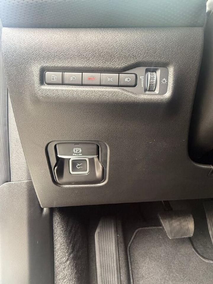 2026 Jeep Cherokee Limited Photo