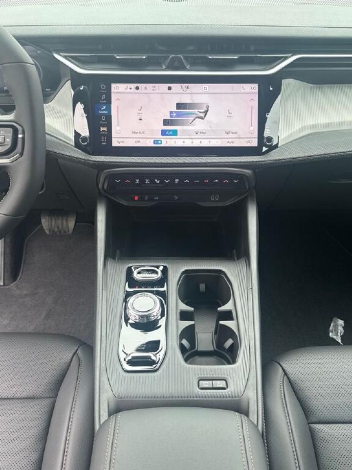 2026 Jeep Cherokee Limited Photo