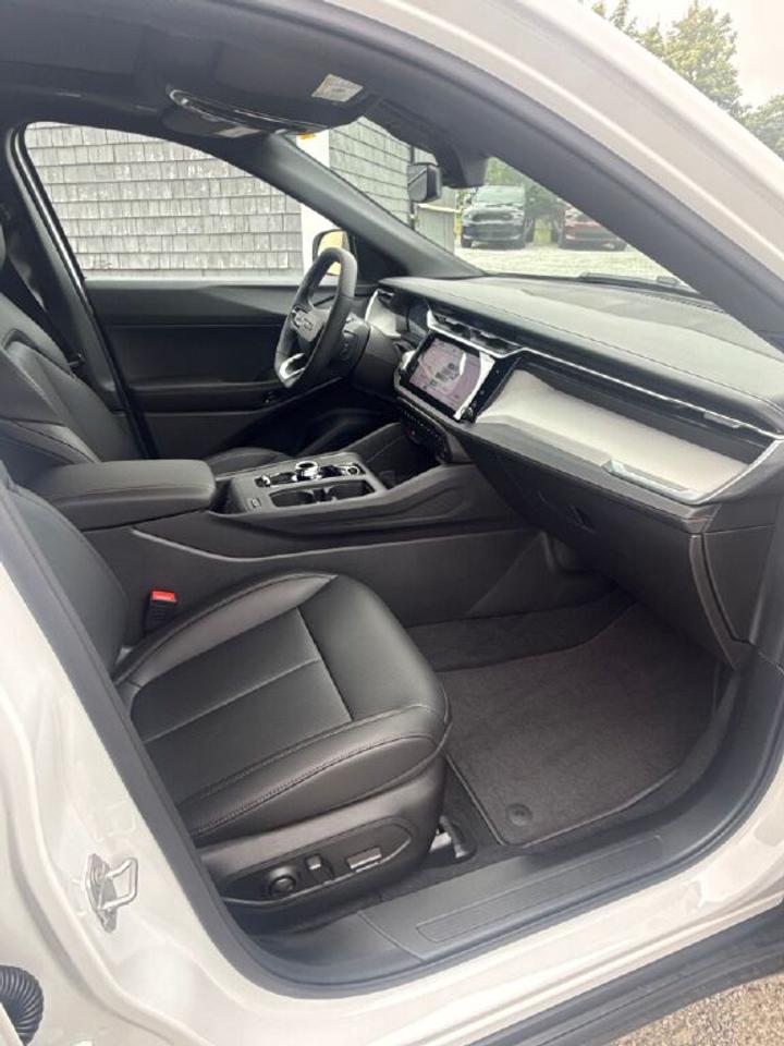 2026 Jeep Cherokee Limited Photo
