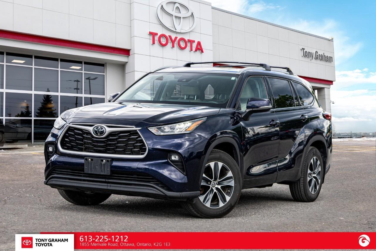 Used 2022 Toyota Highlander XLE for sale in Ottawa, ON