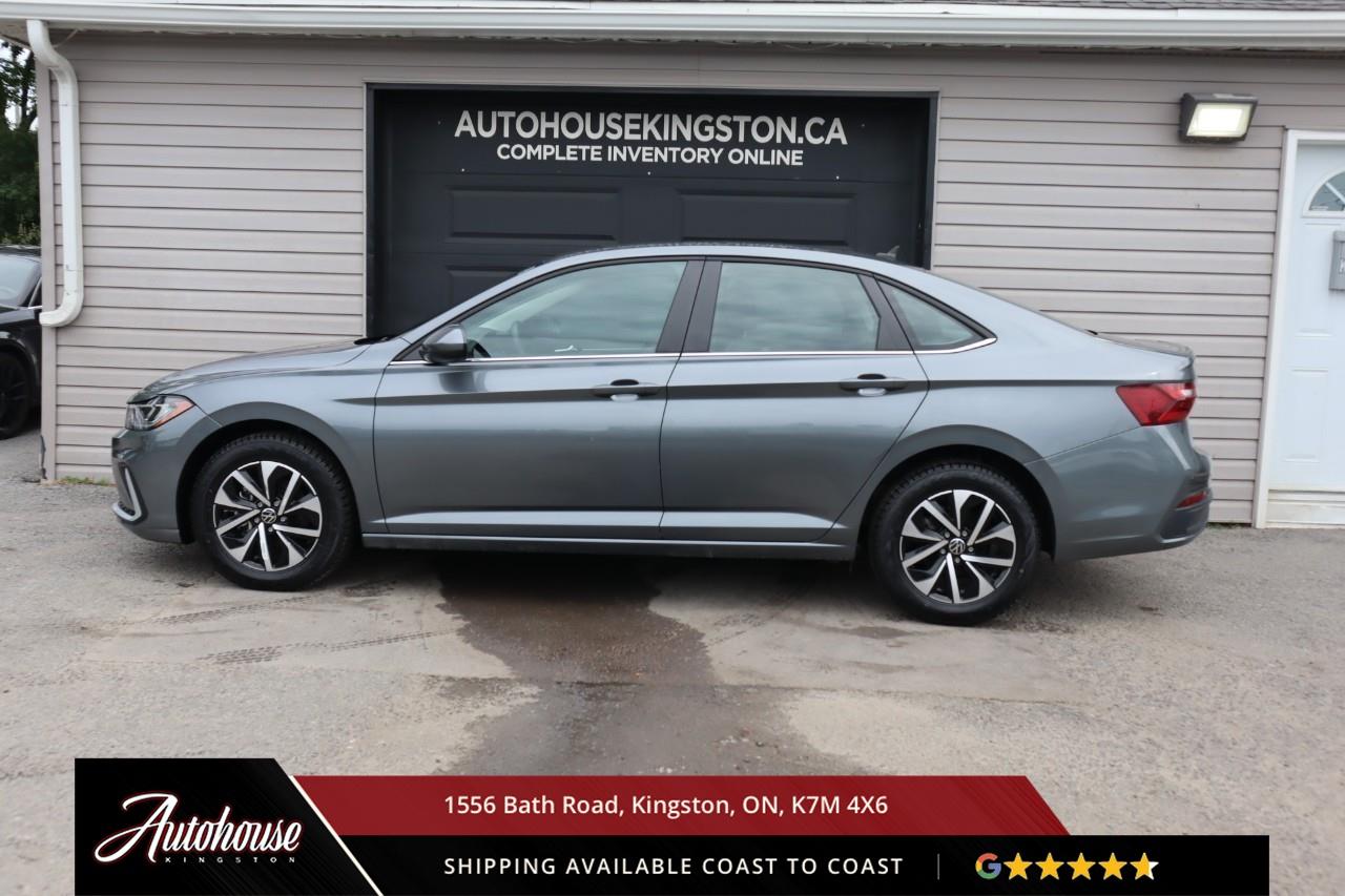 2025 Volkswagen Jetta Trendline ONLY 31,245 KM! Photo3