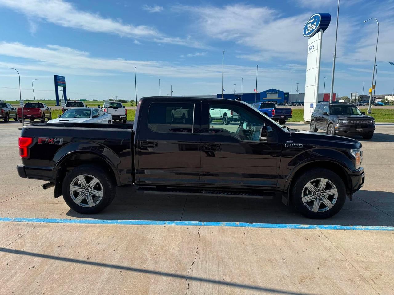 2019 Ford F-150 Lariat 4WD SuperCrew 5.5' Box Photo3