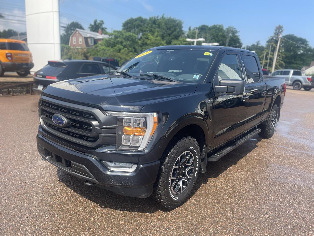 2023 Ford F-150 XLT Photo2