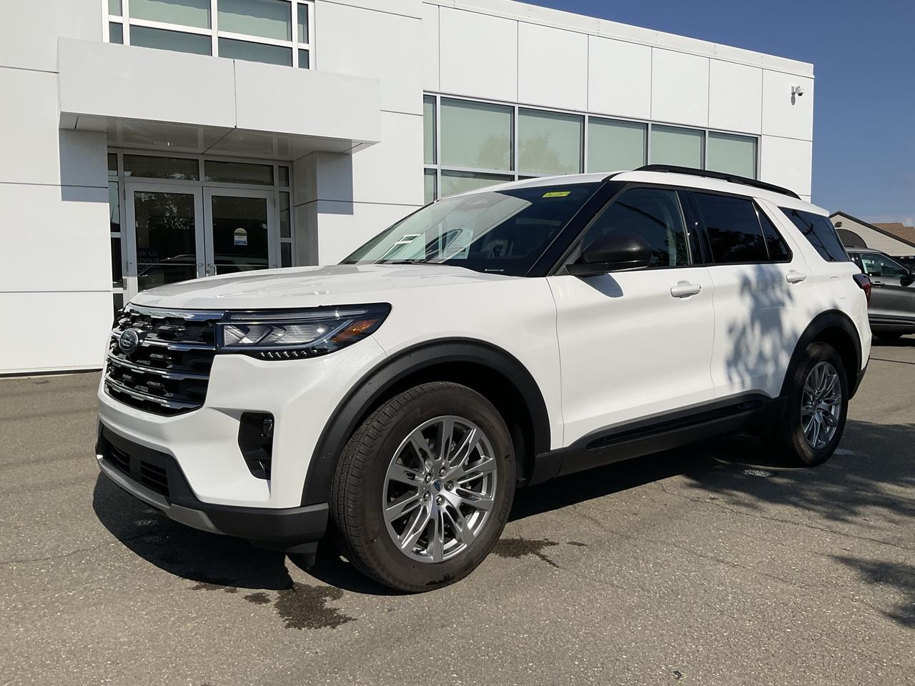 2026 Ford Explorer Active w/200A Pkg Photo0