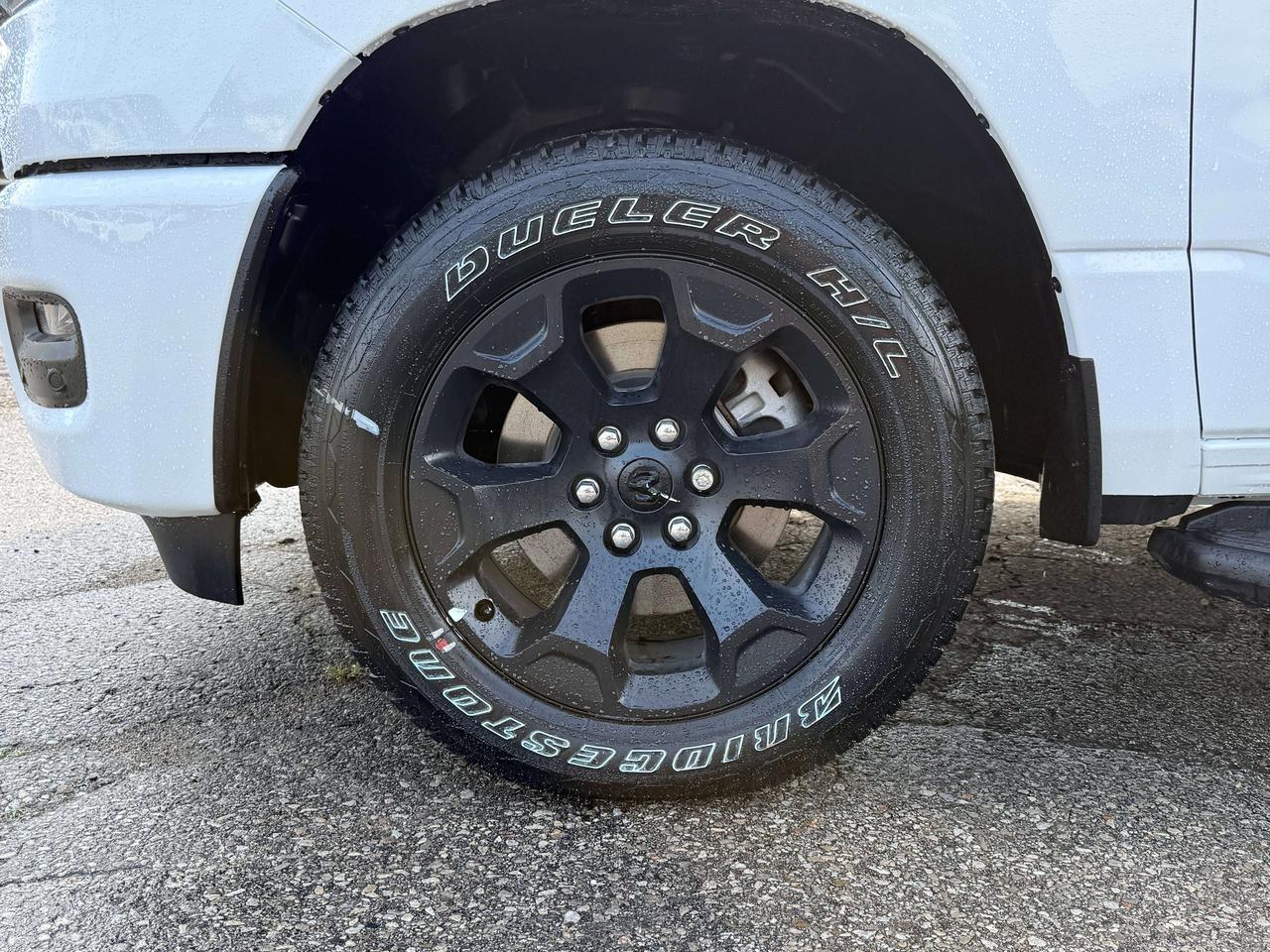 2026 RAM 1500 Express Photo
