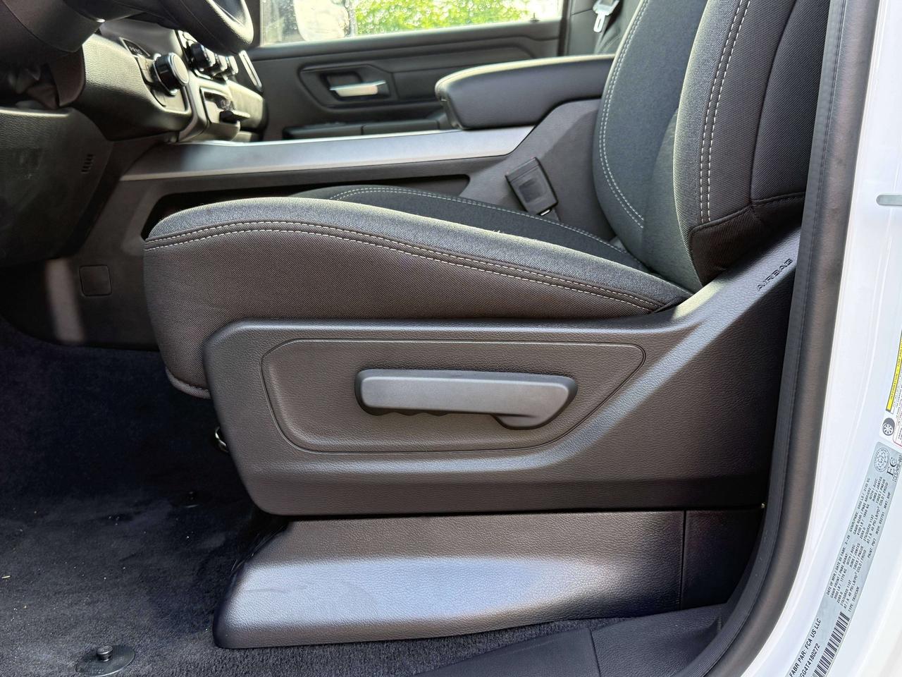 2026 RAM 1500 Express Photo
