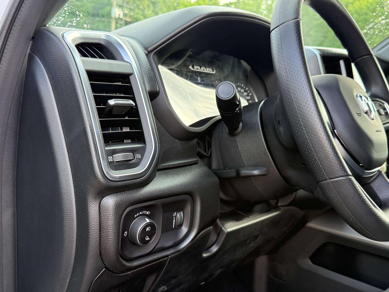 2026 RAM 1500 Express Photo