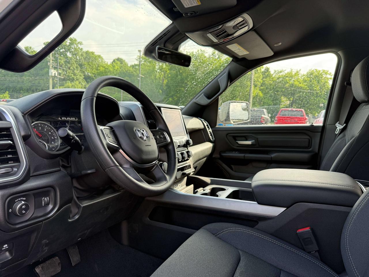 2026 RAM 1500 Express Photo