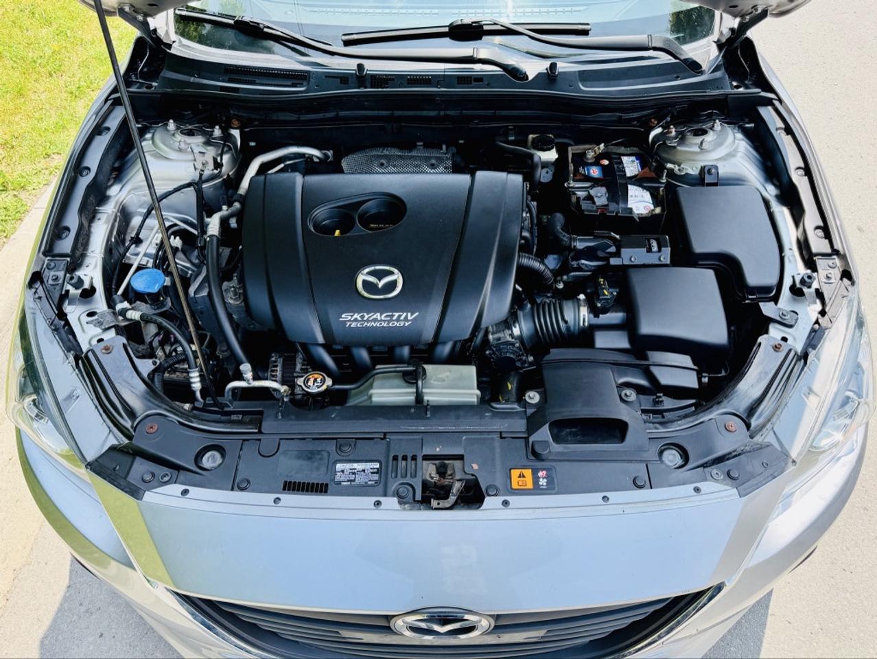 2015 Mazda MAZDA3 Sport GS Photo