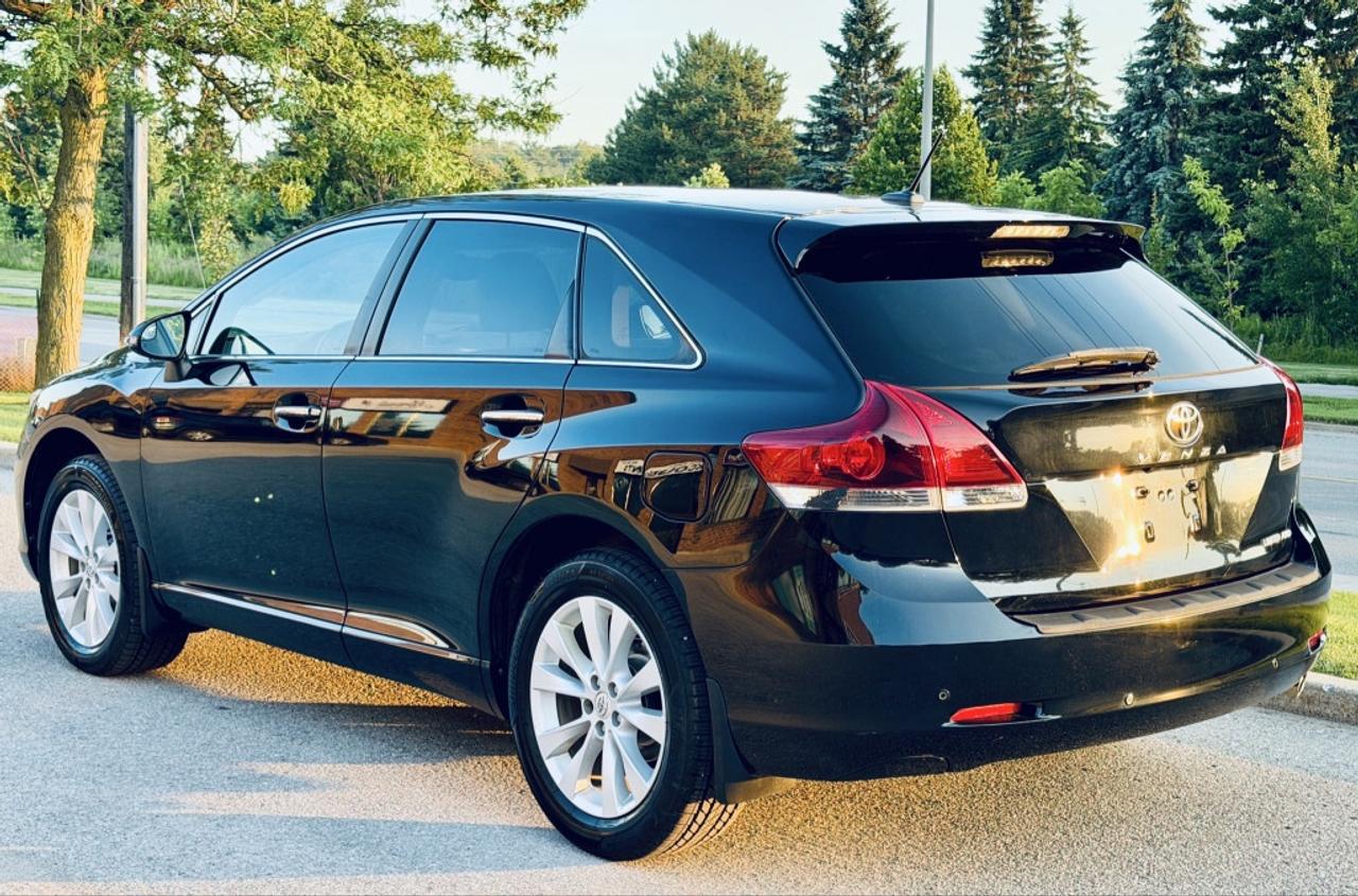 2016 Toyota Venza LIMITED AWD Photo4