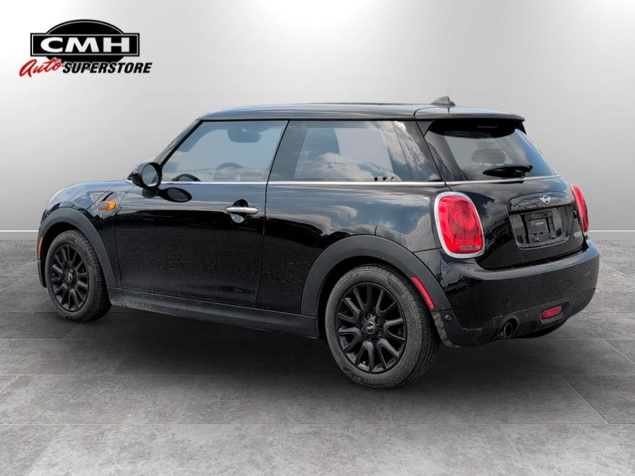 2016 MINI Cooper Hardtop Coupe Photo