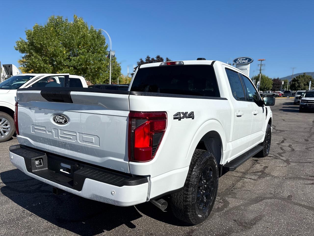 2026 Ford F-150 XLT Photo4