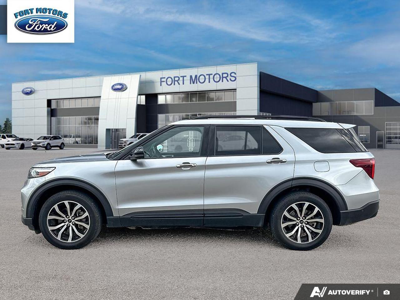 2020 Ford Explorer ST Photo2