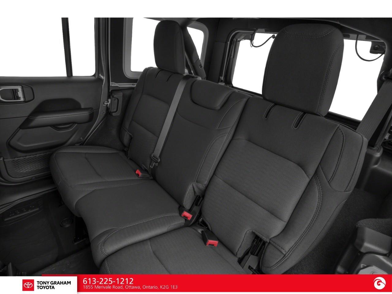 2021 Jeep Wrangler Unlimited Sahara Photo