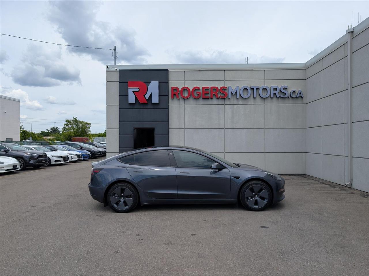 2022 Tesla Model 3 LONG RANGE AWD - DUAL MOTOR Photo
