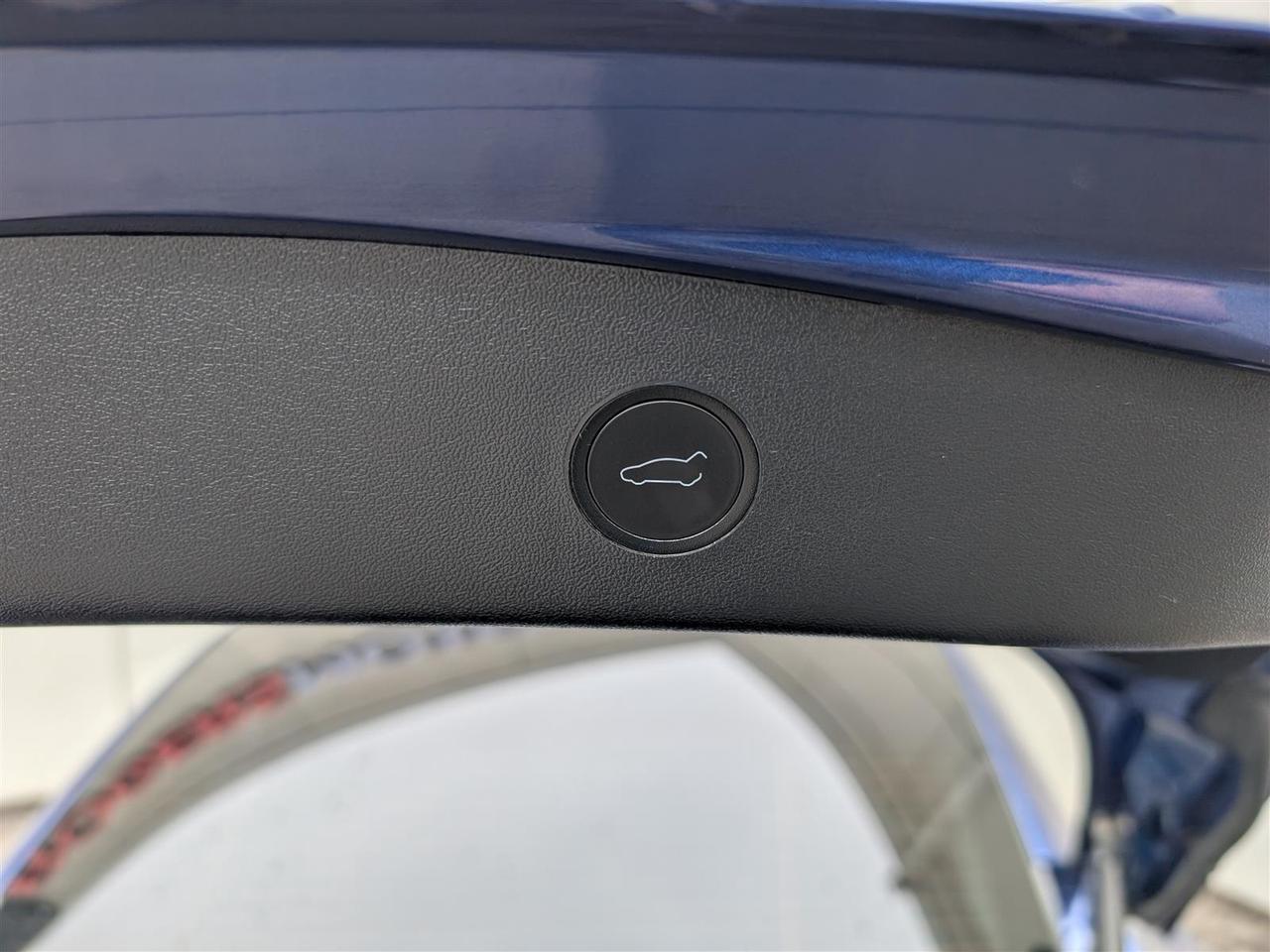 2023 Tesla Model 3 LONG RANGE AWD - DUAL MOTOR Photo