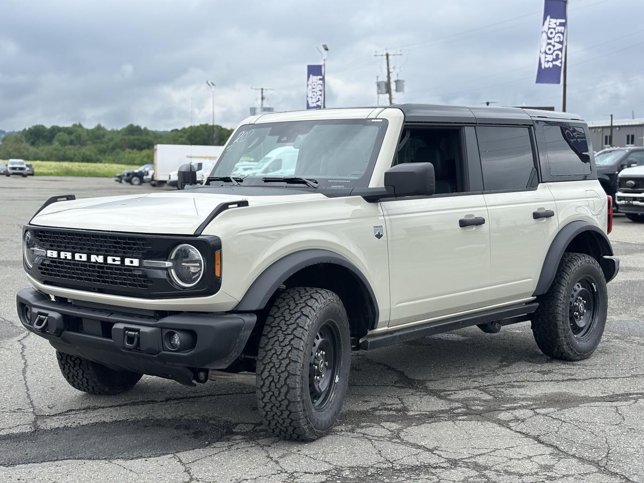 2026 Ford Bronco Big Bend 4 Door 4x4 Photo1
