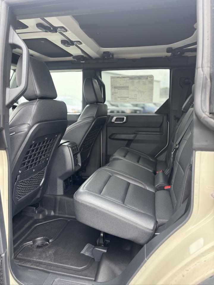 2026 Ford Bronco Big Bend 4 Door 4x4 Photo3