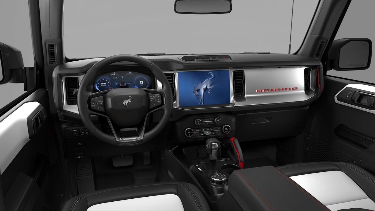 2026 Ford Bronco OUTERBANK Photo6