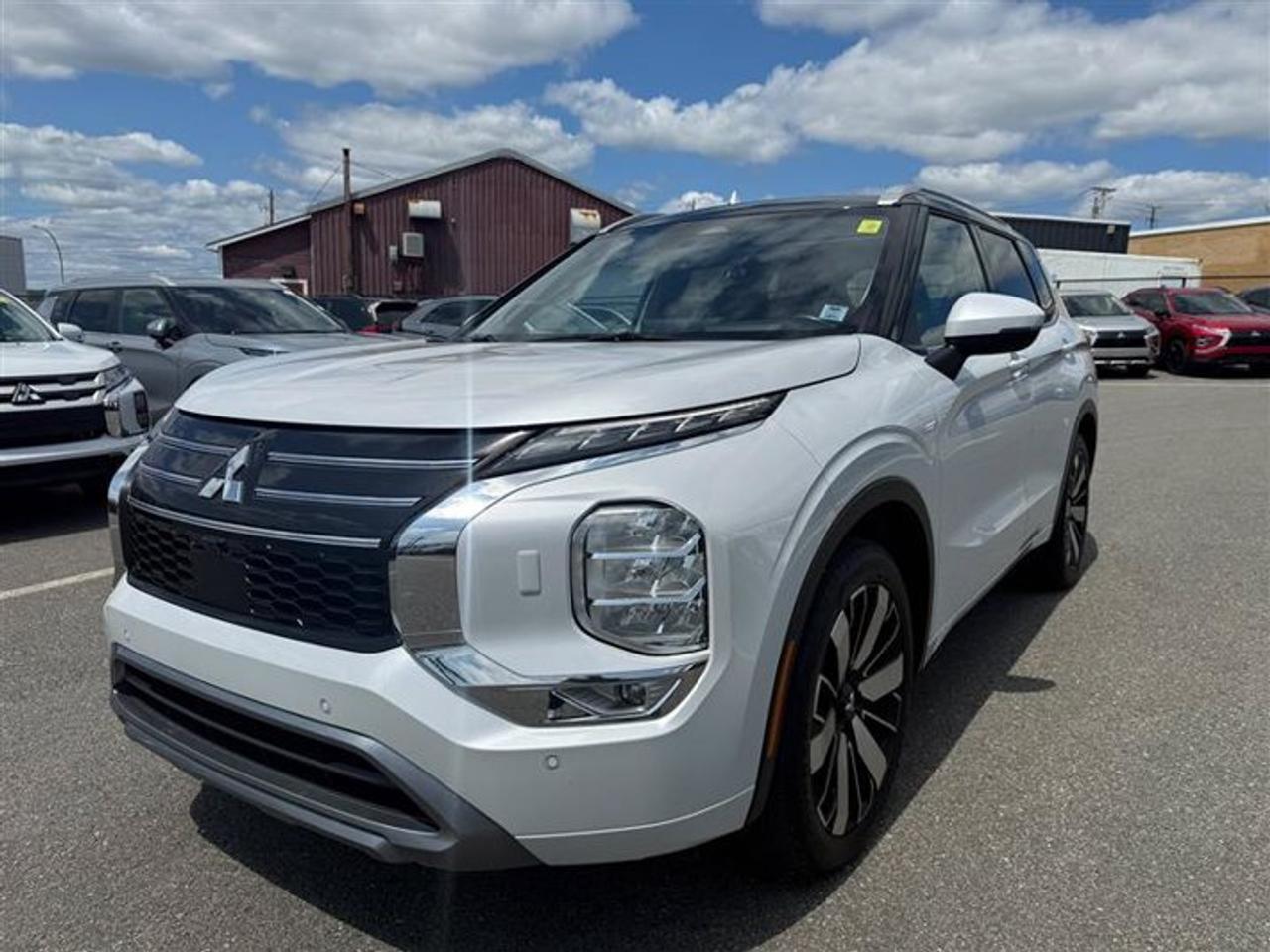 2025 Mitsubishi Outlander GT 4WD, 3rd row seats: split-bench, Heated & Ventilated Front Bucket Seats, Heated rear seats, Heated steering wheel, Leather-Appointed Seat Trim, Memory seat, Navigation System, Power driver seat, Power Liftgate, Power moonroof: Panoramic, Power passenger seat.White 2025 Mitsubishi Outlander GT 4WD CVT 2.5L 4-Cylinder DOHCSteele Mitsubishi has the largest and most diverse selection of preowned vehicles in HRM. Buy with confidence, knowing we use fair market pricing guaranteeing the absolute best value in all of our pre owned inventory!Steele Auto Group is one of the most diversified group of automobile dealerships in Canada, with 60 dealerships selling 29 brands and an employee base of well over 2300. Sales are up over last year and our plan going forward is to expand further into Atlantic Canada and the United States furthering our commitment to our Canadian customers as well as welcoming our new customers in the USA.