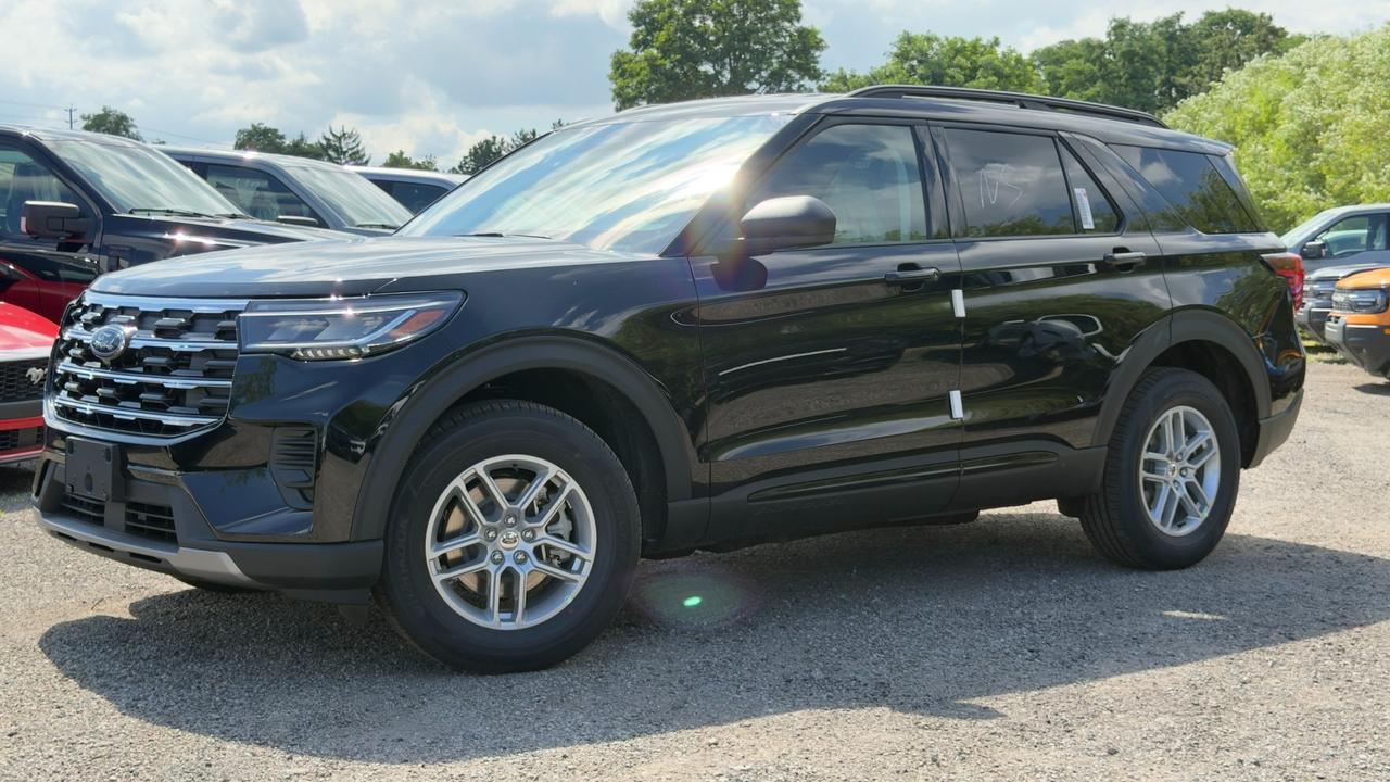2026 Ford Explorer Active Photo