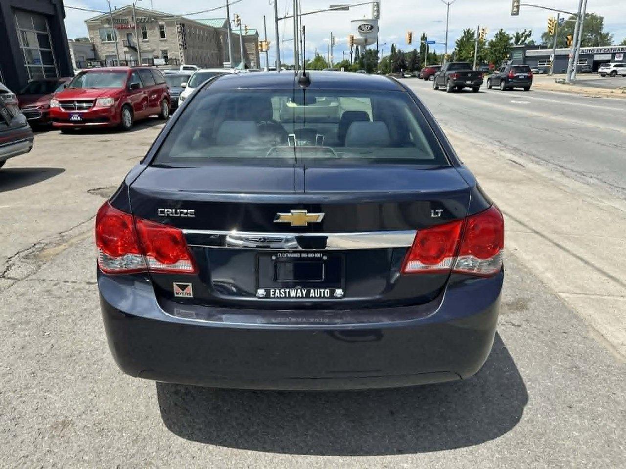 2015 Chevrolet Cruze 1LT - Photo #5