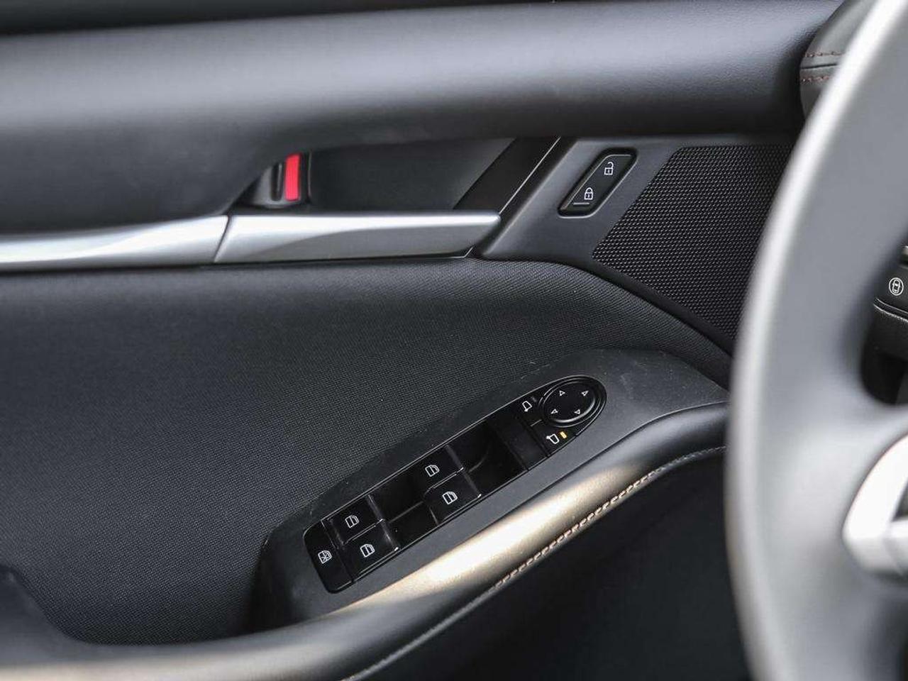 2026 Mazda MAZDA3 GX FWD Photo