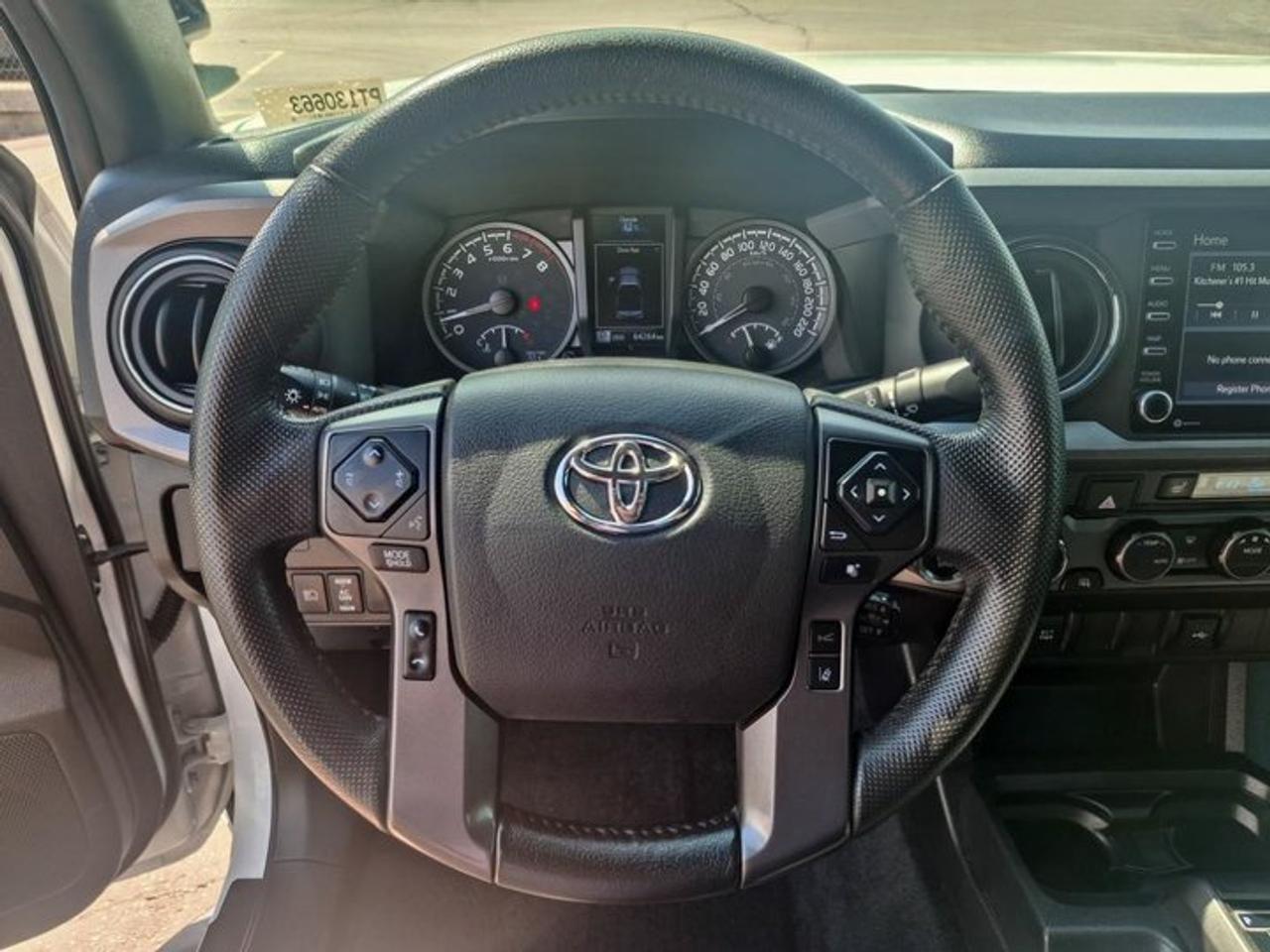 2023 Toyota Tacoma TRD Off-Road Ext'd Cab 4X4 | V6 | Nav | Power Seat | Radar Cruise | Heated Seats | and More ! Photo
