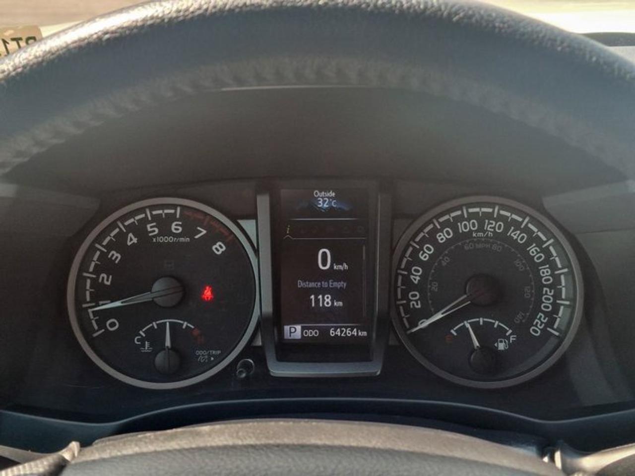 2023 Toyota Tacoma TRD Off-Road Ext'd Cab 4X4 | V6 | Nav | Power Seat | Radar Cruise | Heated Seats | and More ! Photo