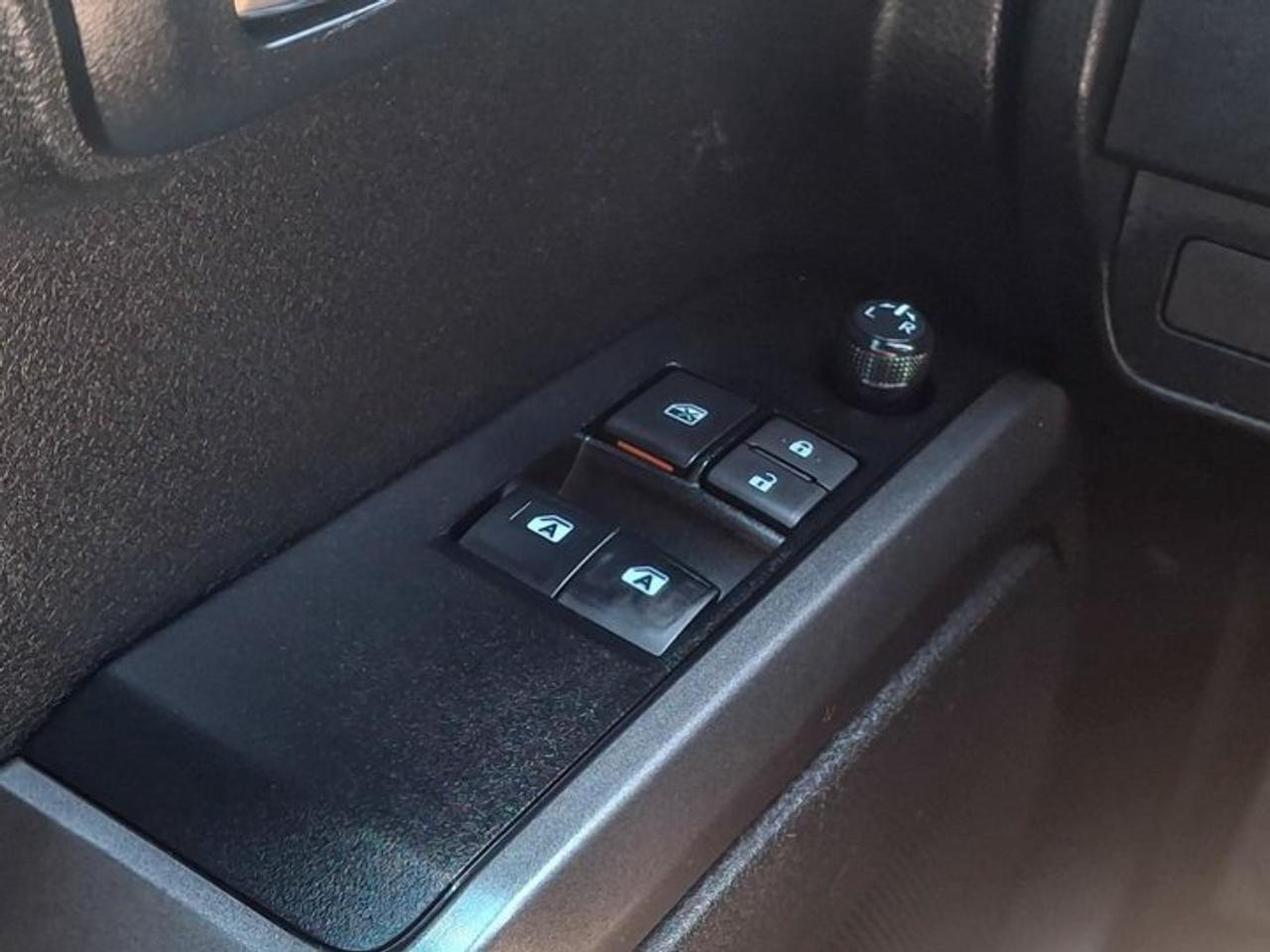2023 Toyota Tacoma TRD Off-Road Ext'd Cab 4X4 | V6 | Nav | Power Seat | Radar Cruise | Heated Seats | and More ! Photo