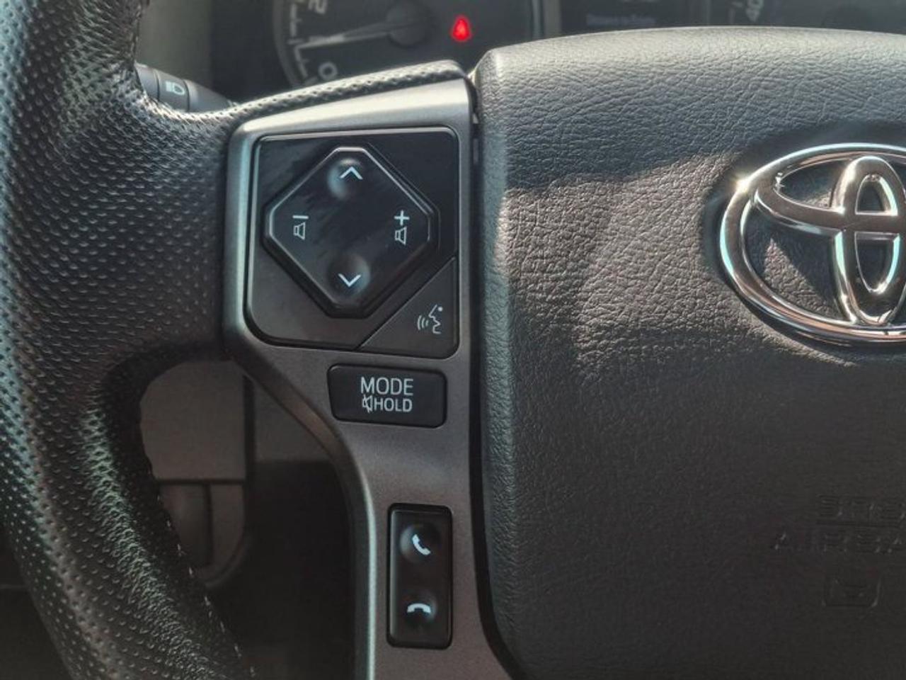 2023 Toyota Tacoma TRD Off-Road Ext'd Cab 4X4 | V6 | Nav | Power Seat | Radar Cruise | Heated Seats | and More ! Photo