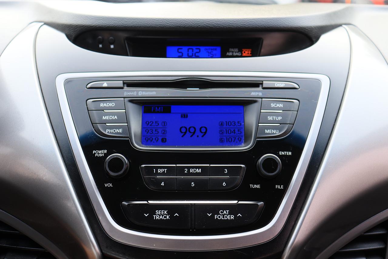 2013 Hyundai Elantra GLS | Auto | Sunroof | Clean Carfax & Service! Photo18