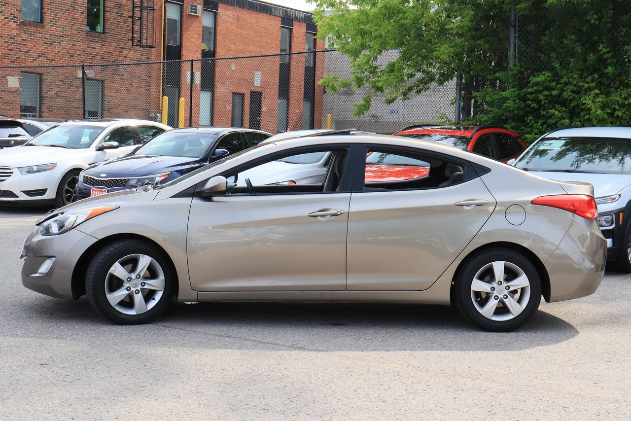 2013 Hyundai Elantra GLS | Auto | Sunroof | Clean Carfax & Service! Photo6