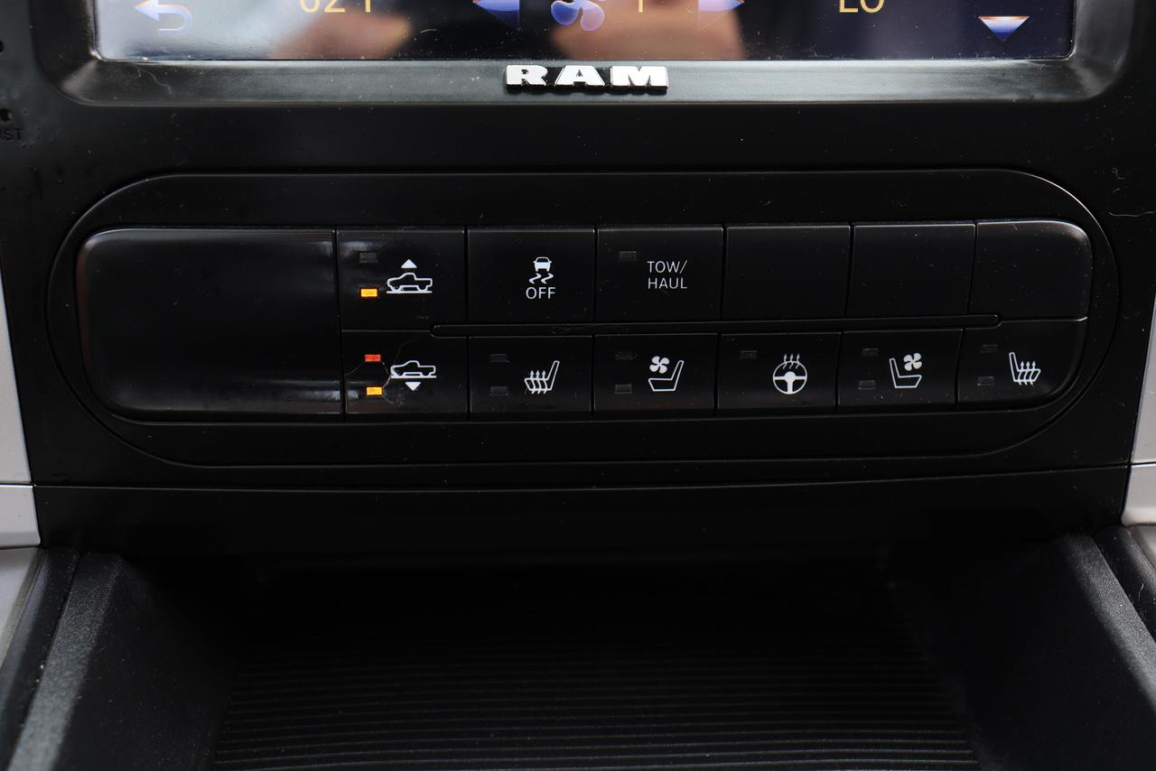 2013 RAM 1500 Sport | 5.7L | 4x4 | Leather | Sunroof | Pristine Photo28