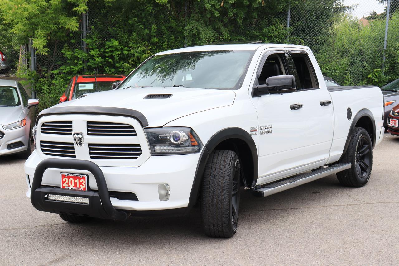 2013 RAM 1500 Sport | 5.7L | 4x4 | Leather | Sunroof | Pristine Photo5