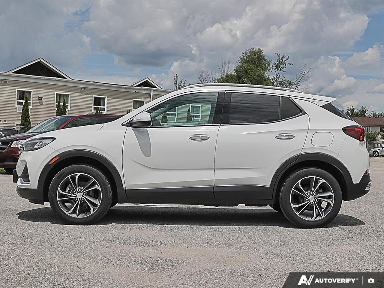 2023 Buick Encore GX Essence, AWD, REMOTE, START, R/V CAM, PWR T/GATE - Photo #3