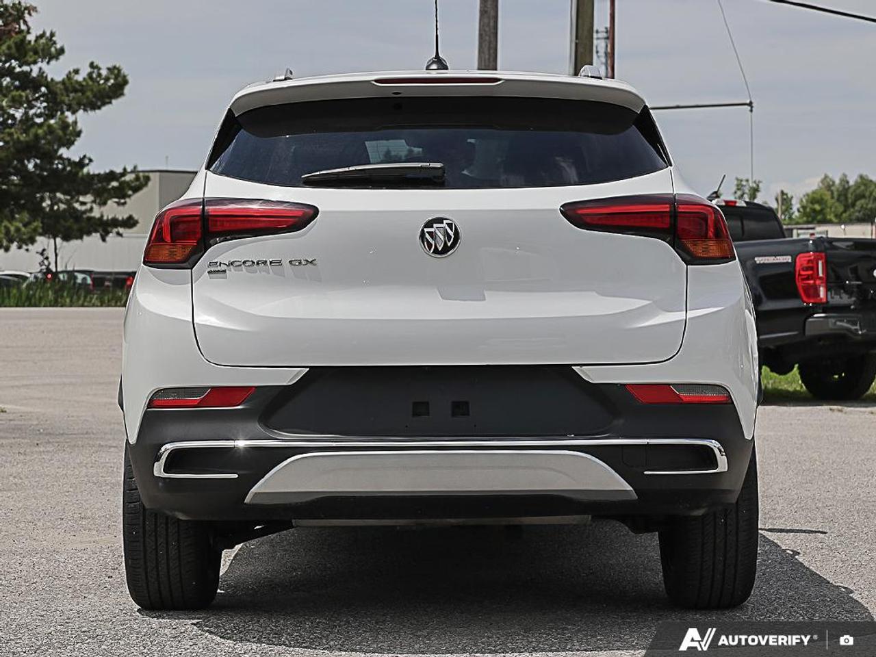 2023 Buick Encore GX Essence, AWD, REMOTE, START, R/V CAM, PWR T/GATE - Photo #5
