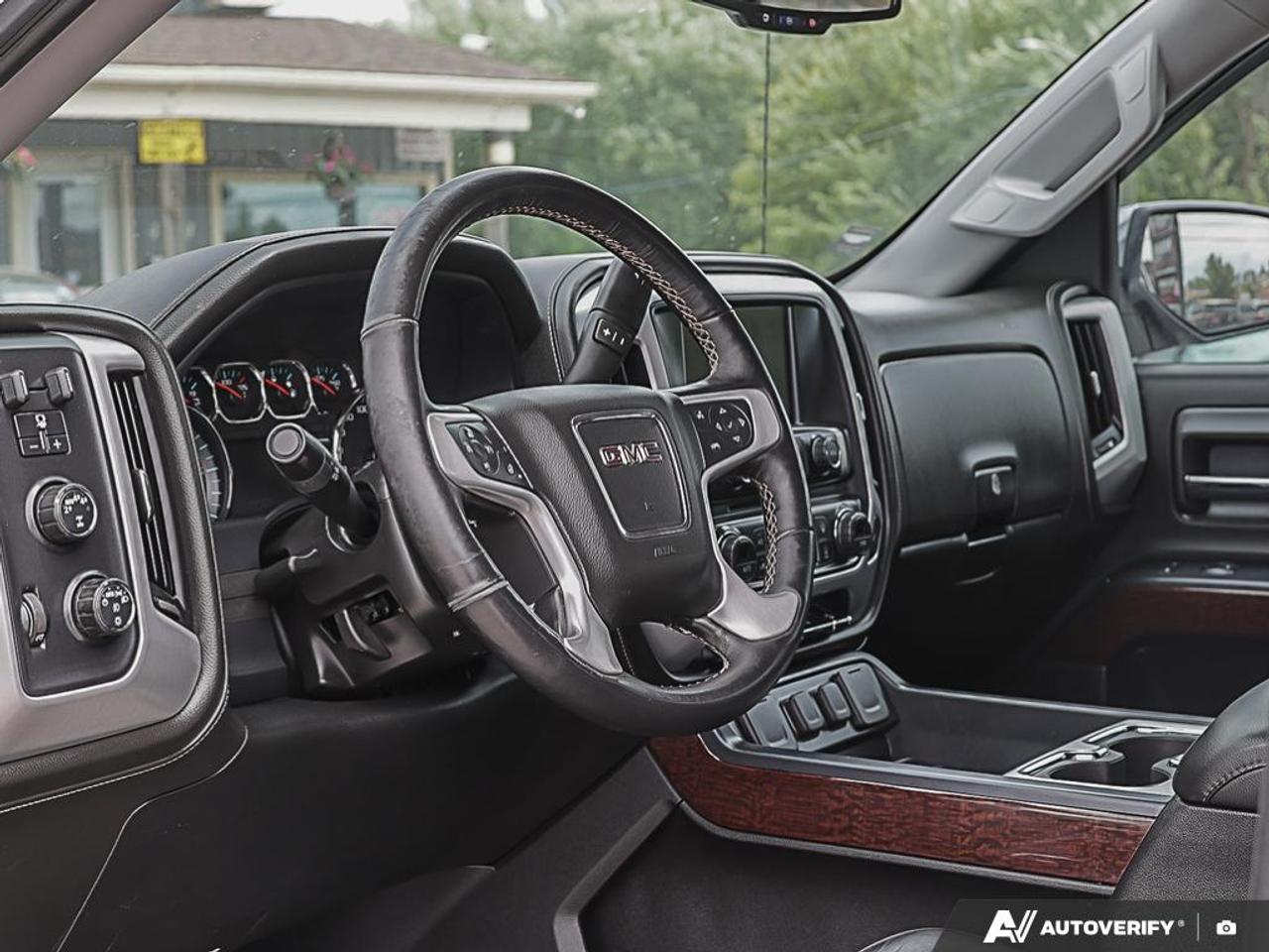 2017 GMC Sierra 1500 4WD Crew Cab 143.5" SLT,LOW KM'S,NAVI,REMOTE START - Photo #13