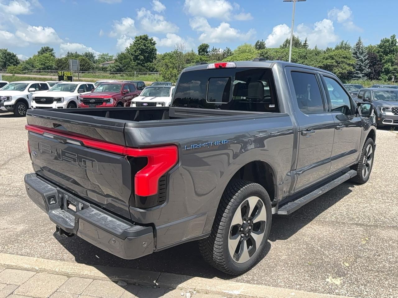 2023 Ford F-150 Lightning EXTENDED RANGE! LOADED, OVER $118K NEW!  22" RIMS Photo3