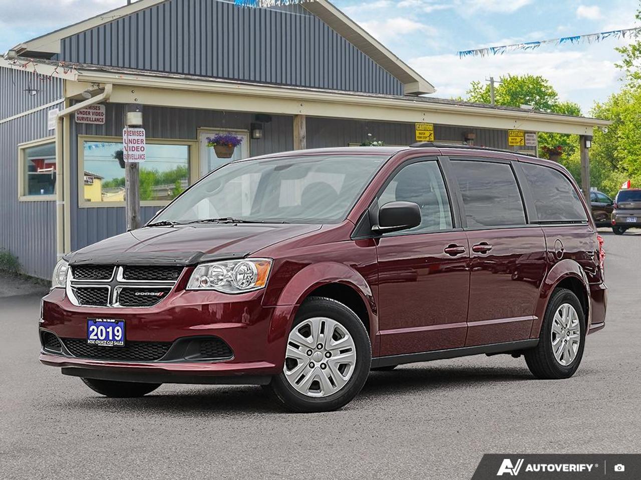 2019 Dodge Grand Caravan SXT, ECON, R/V CAM, FULL STOW-N-GO, 7 PASSENGER