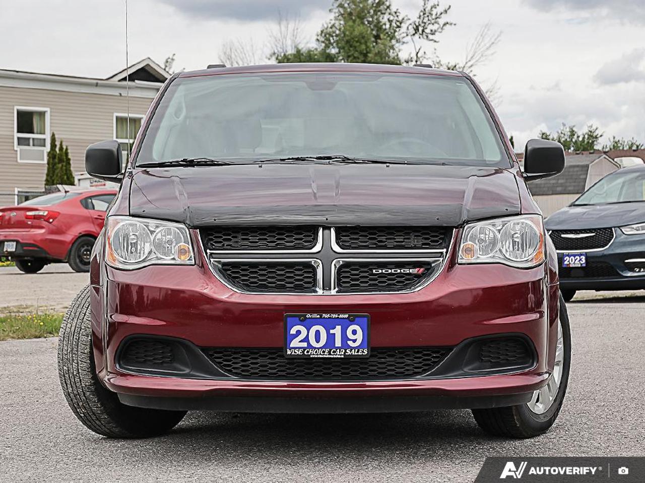 2019 Dodge Grand Caravan SXT, ECON, R/V CAM, FULL STOW-N-GO, 7 PASSENGER - Photo #2