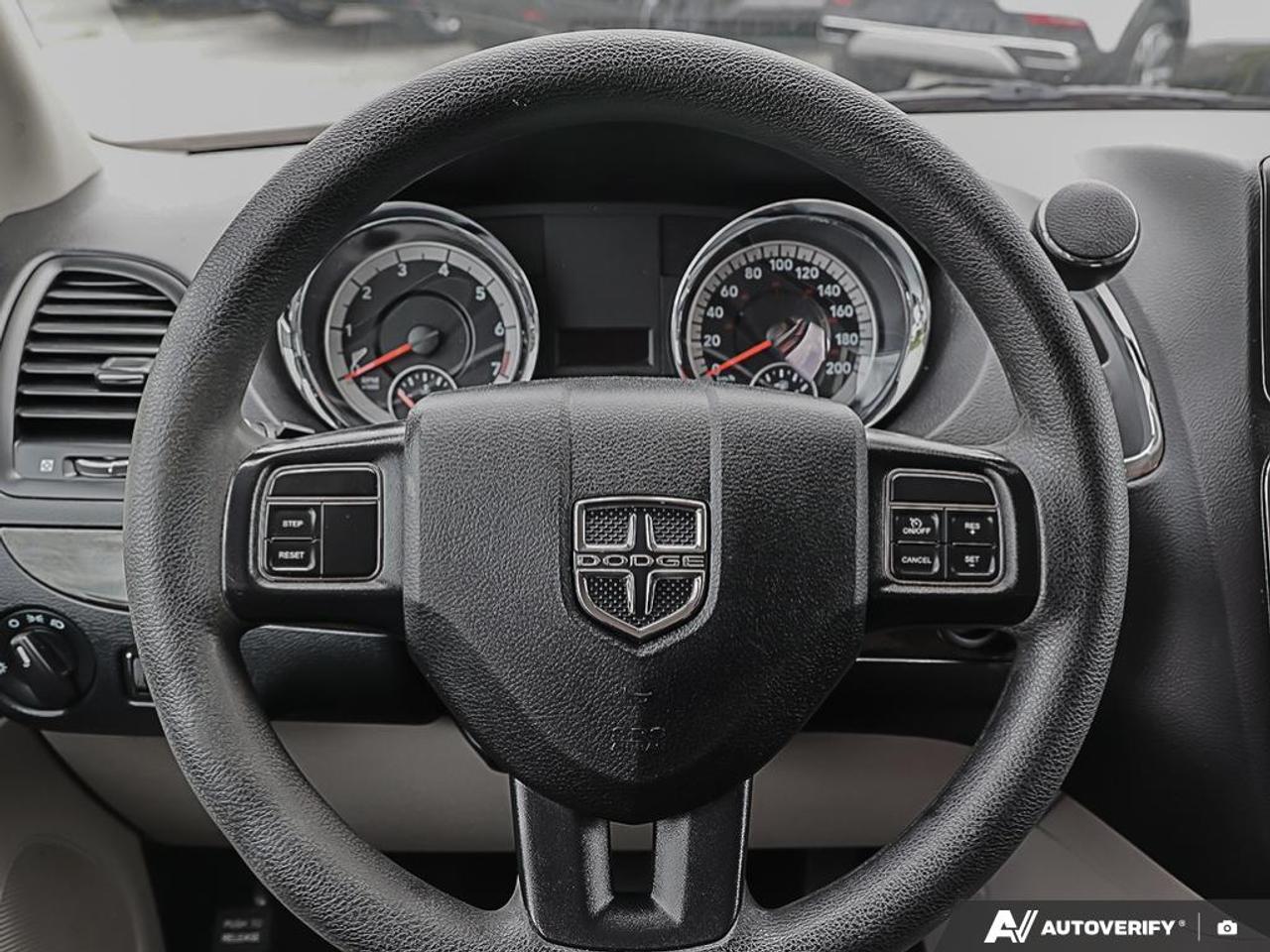 2019 Dodge Grand Caravan SXT, ECON, R/V CAM, FULL STOW-N-GO, 7 PASSENGER Photo