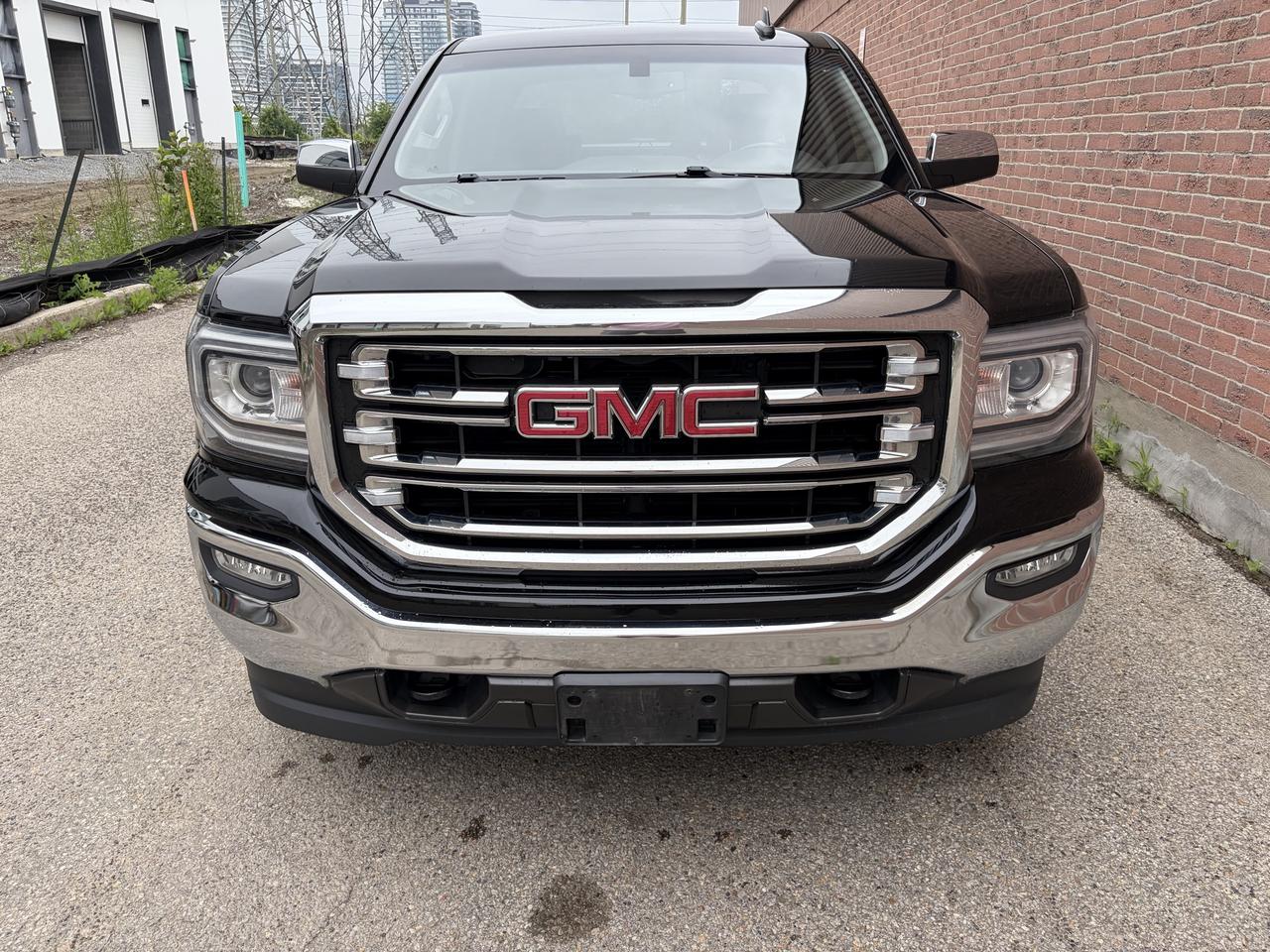 2017 GMC Sierra 1500 SLT Photo
