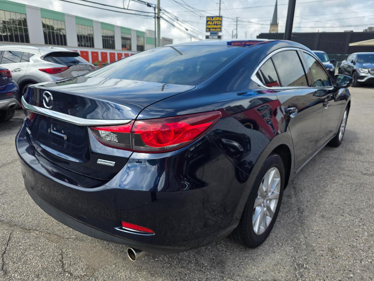 2017 Mazda MAZDA6 GS Photo